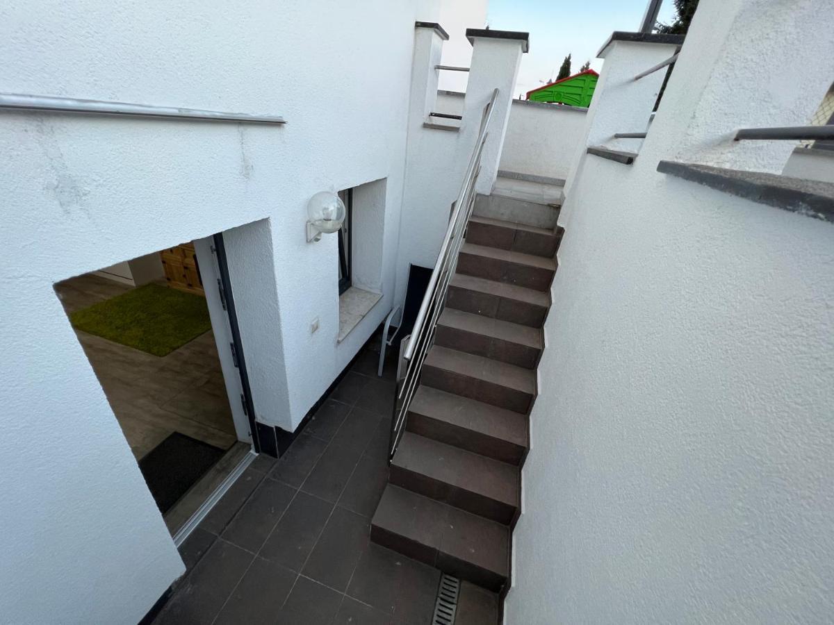 Apartment Goldstadt Lounge